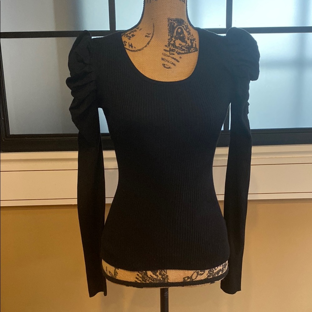 Almost Famous Scoop-Neck Puff-Shoulder Ribbed Sweater. Sz Sm. NWOT